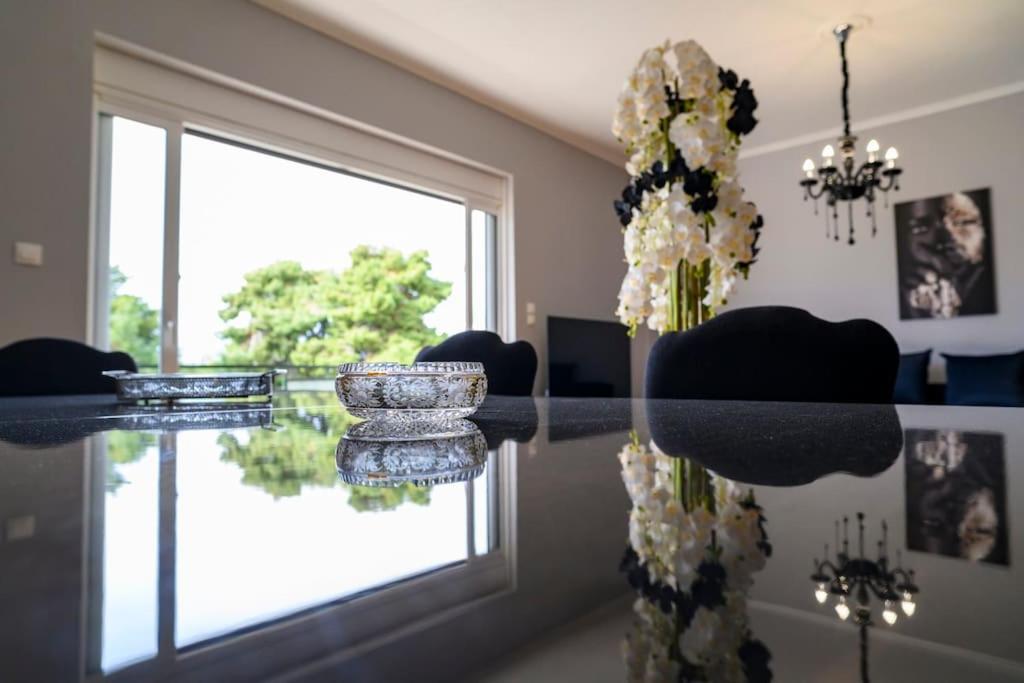 Seaview Orchid 2 Bed Elegance Apartment เอเธนส์ ภายนอก รูปภาพ
