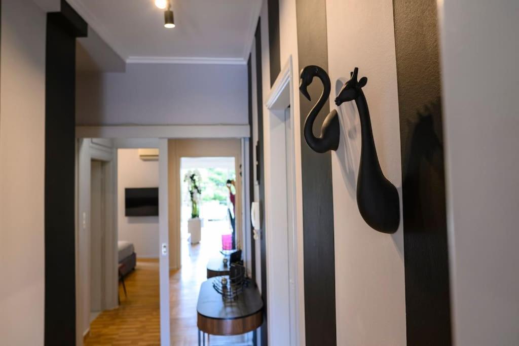 Seaview Orchid 2 Bed Elegance Apartment เอเธนส์ ภายนอก รูปภาพ